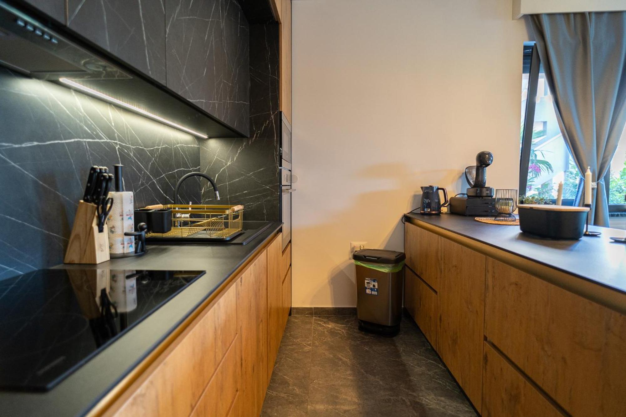 La Vista Azure By Belmont Realty *